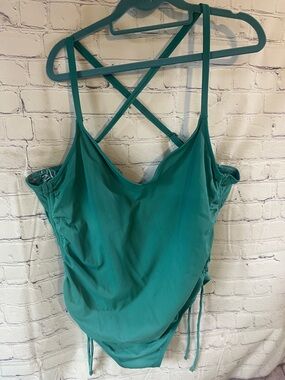 Catalina one piece Women’s Teal Ribbed Strappy Tank Top. Good condition